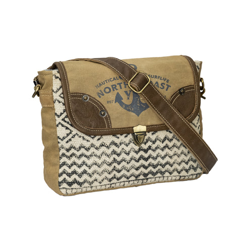 Worthier  Messenger Bag