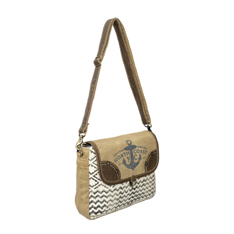 Worthier  Messenger Bag