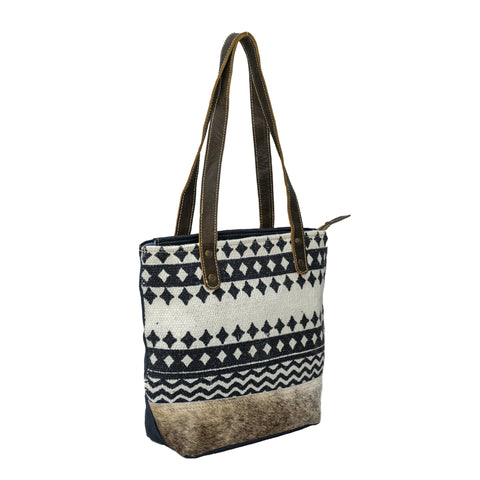 Enjy  Tote Bag